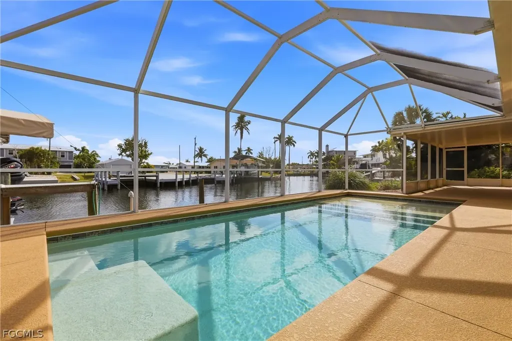 2859 Cheryl Street Matlacha FL 33993