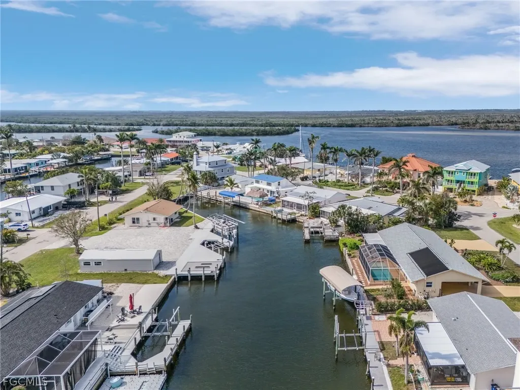 2859 Cheryl Street Matlacha FL 33993