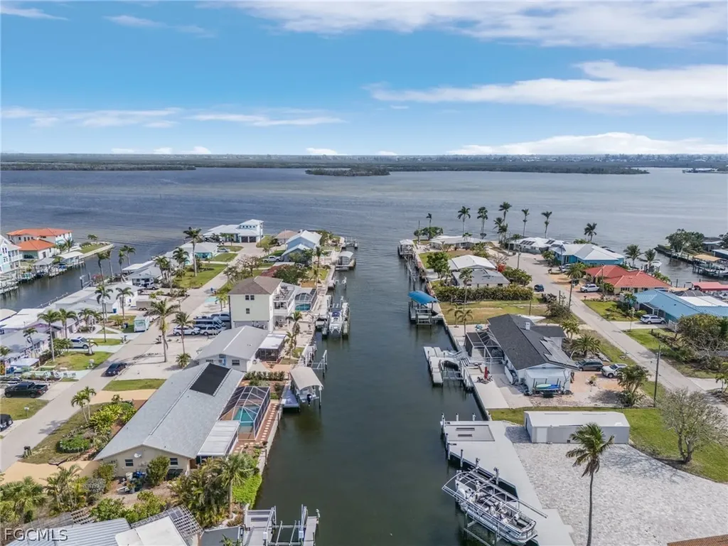 2859 Cheryl Street Matlacha FL 33993