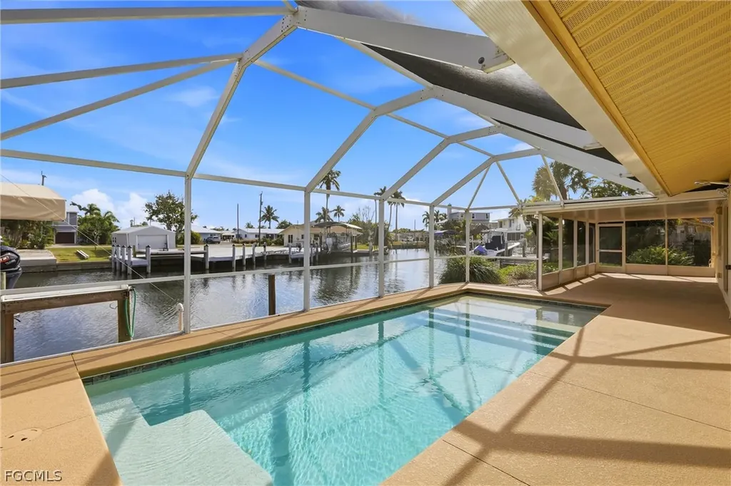 2859 Cheryl Street Matlacha FL 33993