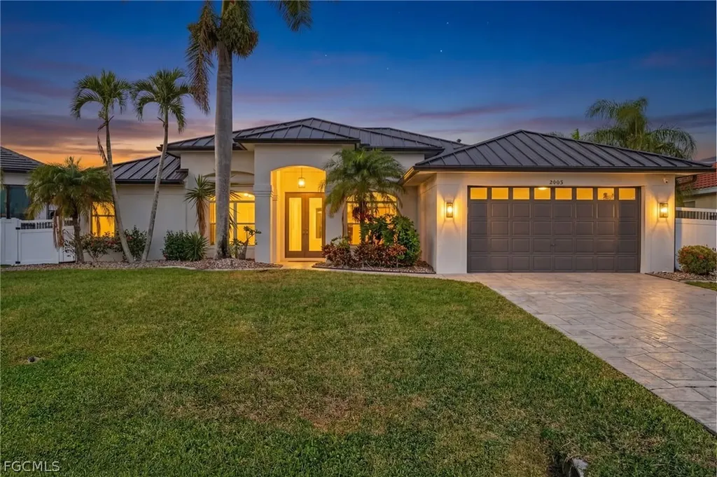 5305 SW 23rd Avenue Cape Coral FL 33914