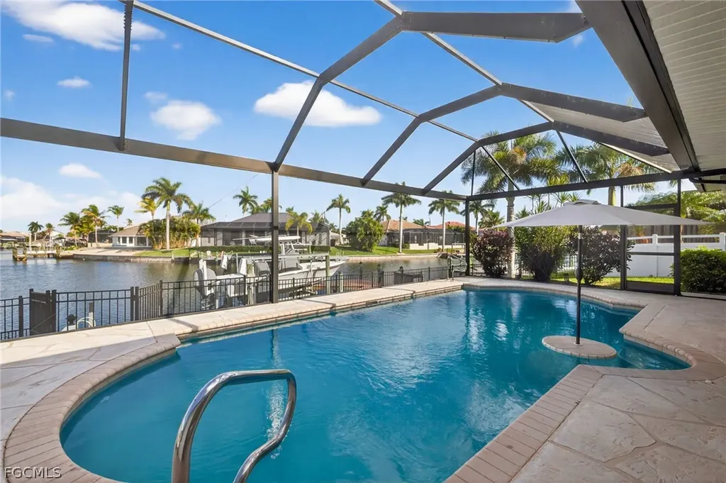 5305 SW 23rd Avenue Cape Coral FL 33914