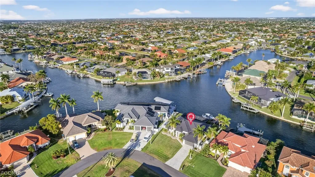 5305 SW 23rd Avenue Cape Coral FL 33914