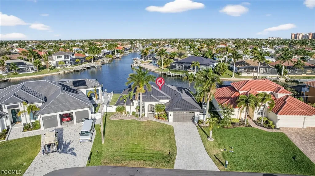 5305 SW 23rd Avenue Cape Coral FL 33914