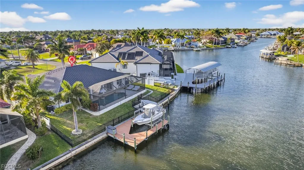 5305 SW 23rd Avenue Cape Coral FL 33914
