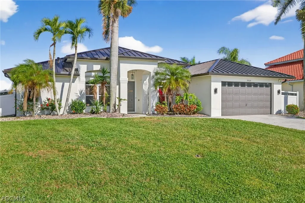 5305 SW 23rd Avenue Cape Coral FL 33914