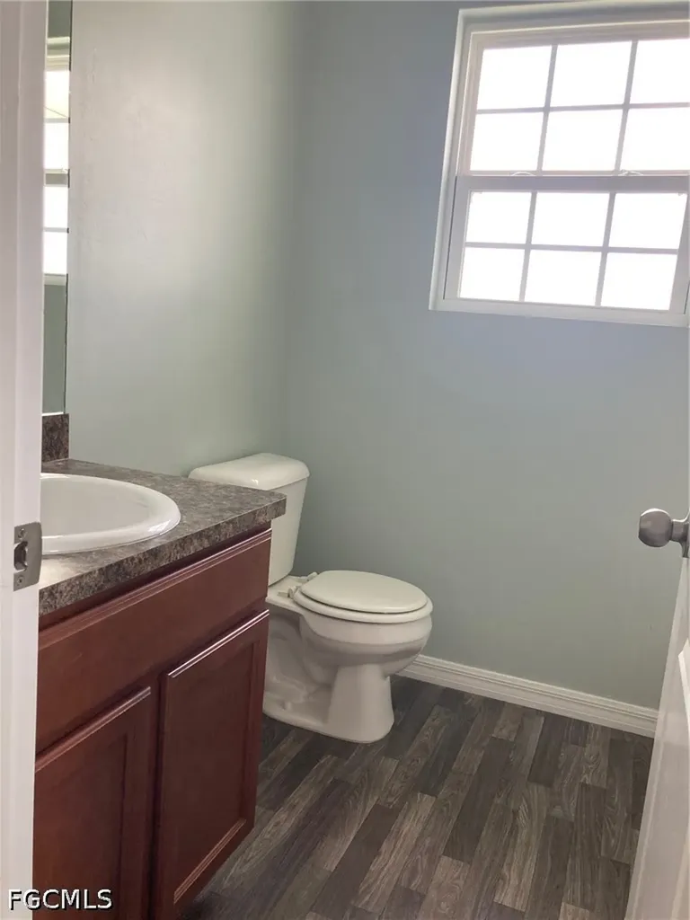 2922 NW 8th Place Cape Coral FL 33993