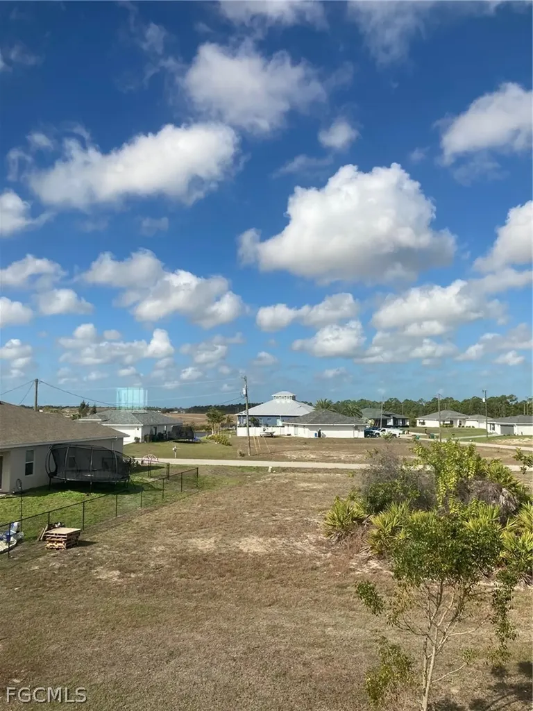 2922 NW 8th Place Cape Coral FL 33993