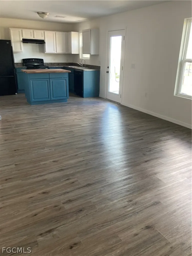 2922 NW 8th Place Cape Coral FL 33993