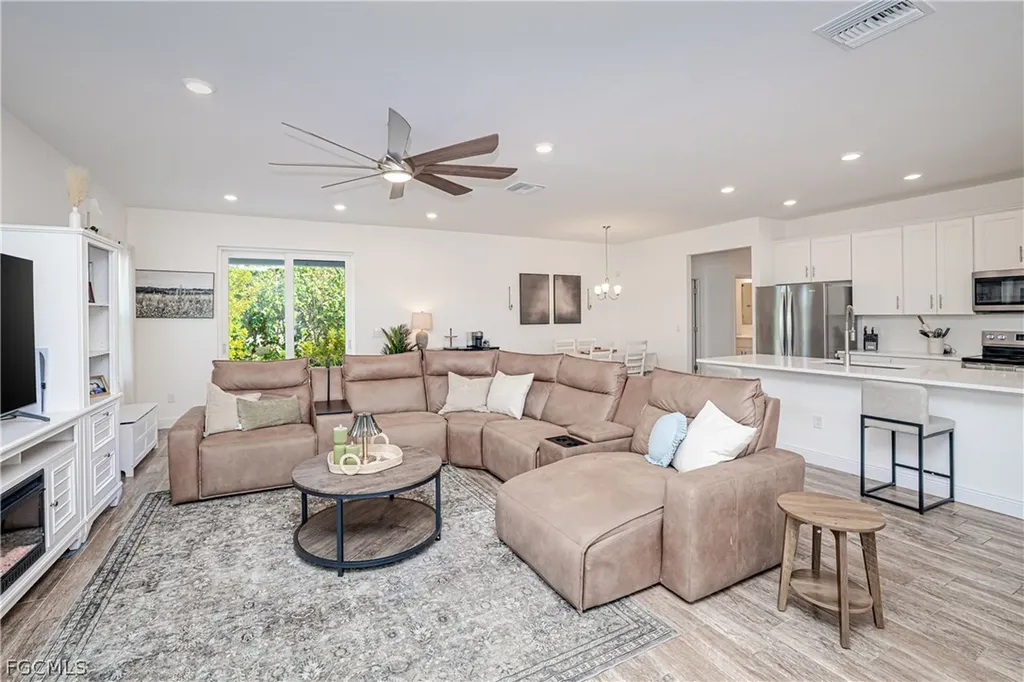 2507 NW 3rd Terrace Cape Coral FL 33993