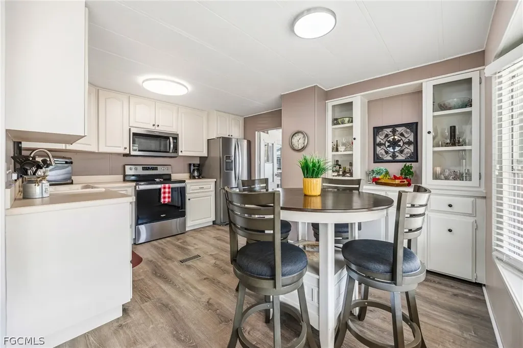 478 Nicklaus Boulevard North Fort Myers FL 33903