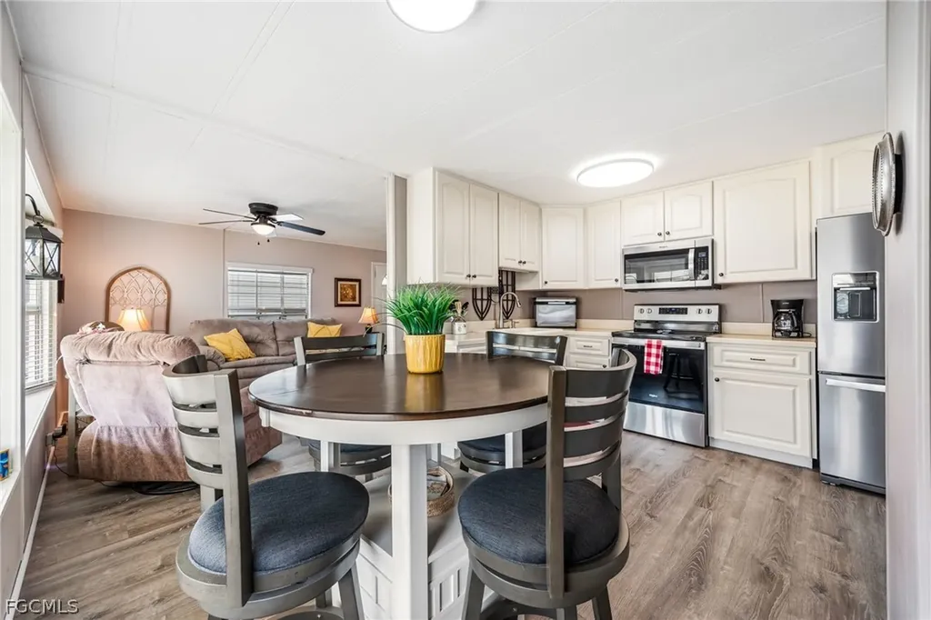 478 Nicklaus Boulevard North Fort Myers FL 33903