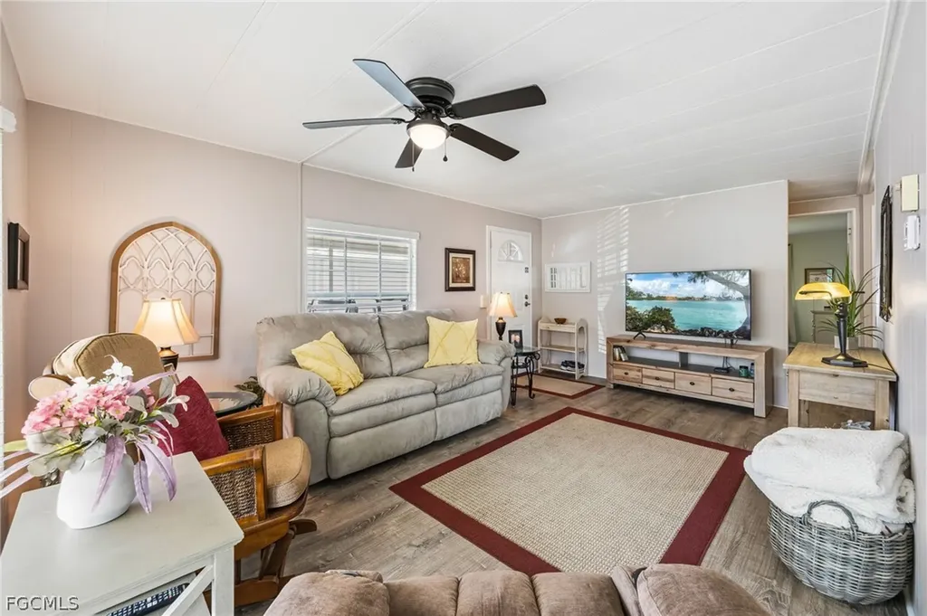 478 Nicklaus Boulevard North Fort Myers FL 33903