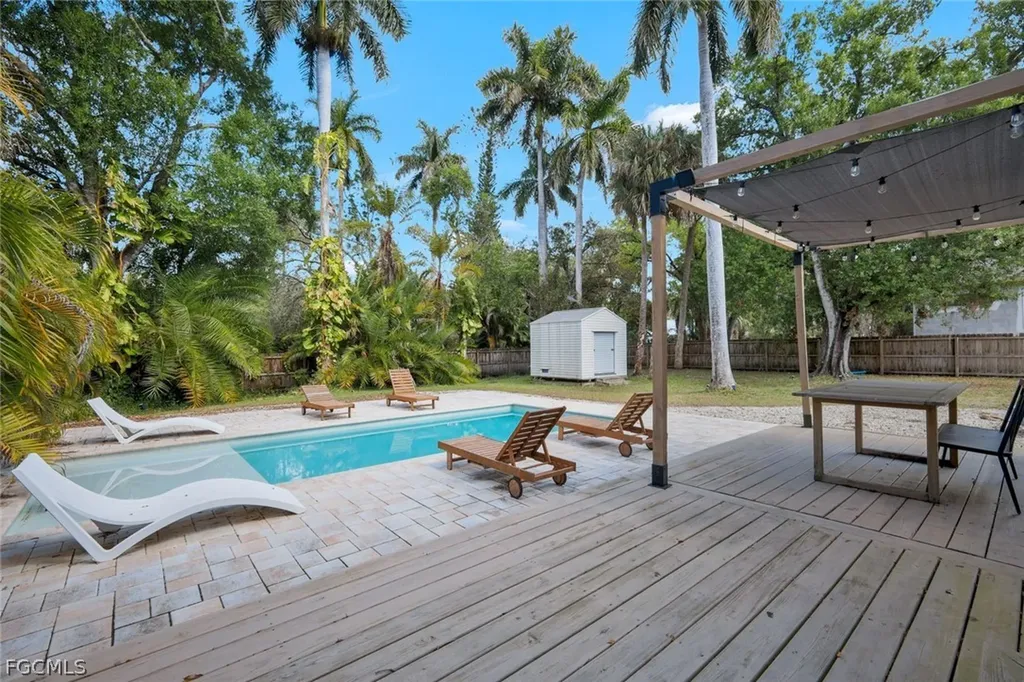 2723 Second Street Fort Myers FL 33916