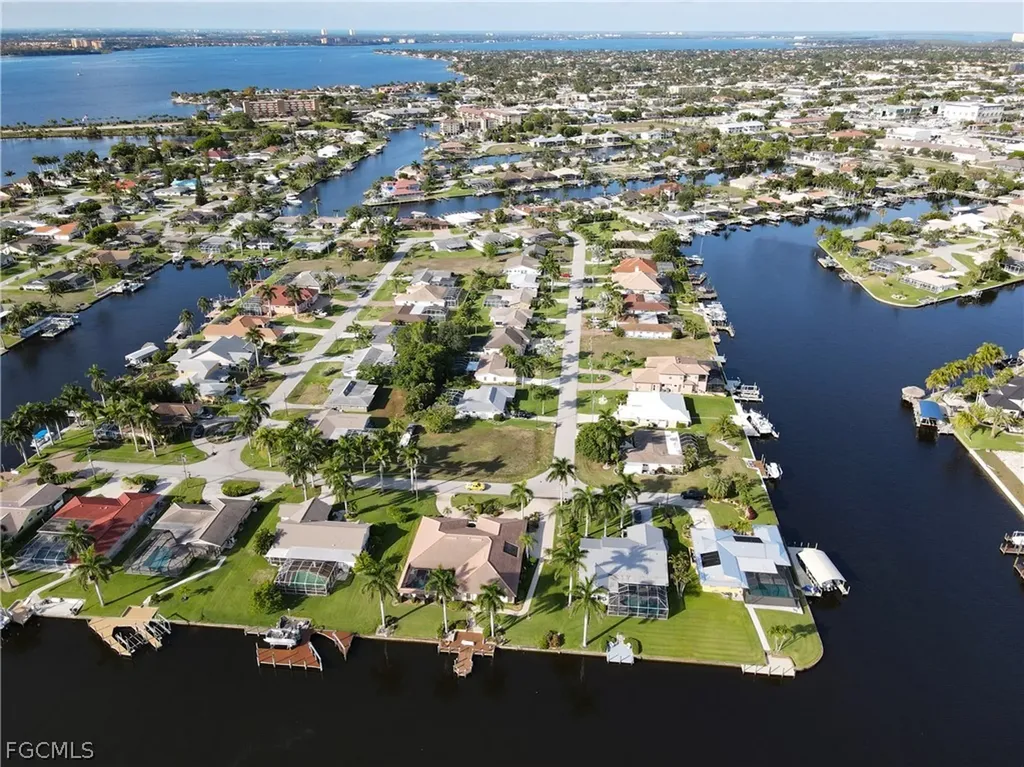 4403 SE 19th Avenue Cape Coral FL 33904