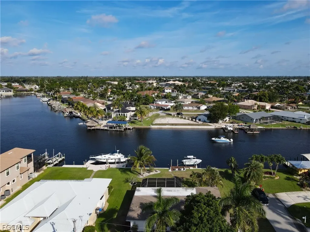 4403 SE 19th Avenue Cape Coral FL 33904