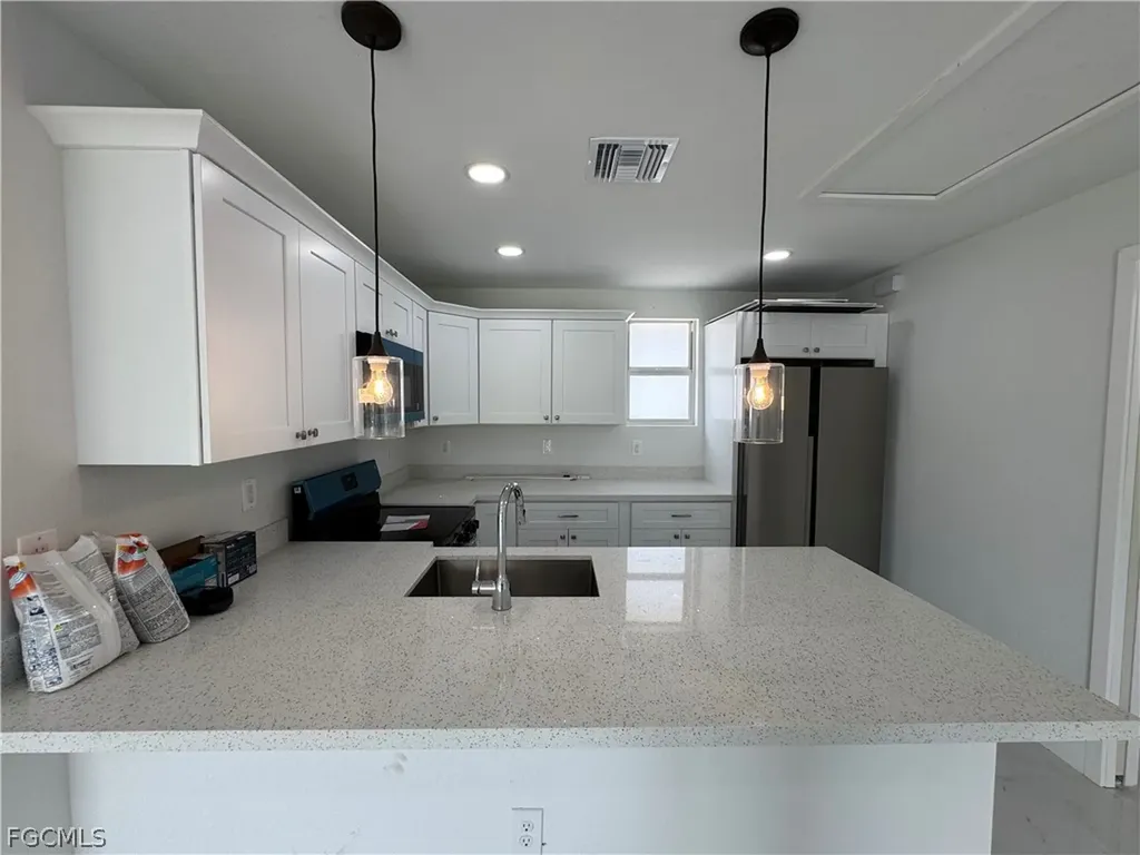 3015 4th Street SW Lehigh Acres FL 33976