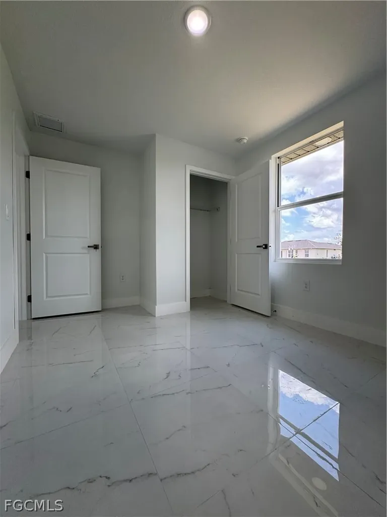 3015 4th Street SW Lehigh Acres FL 33976