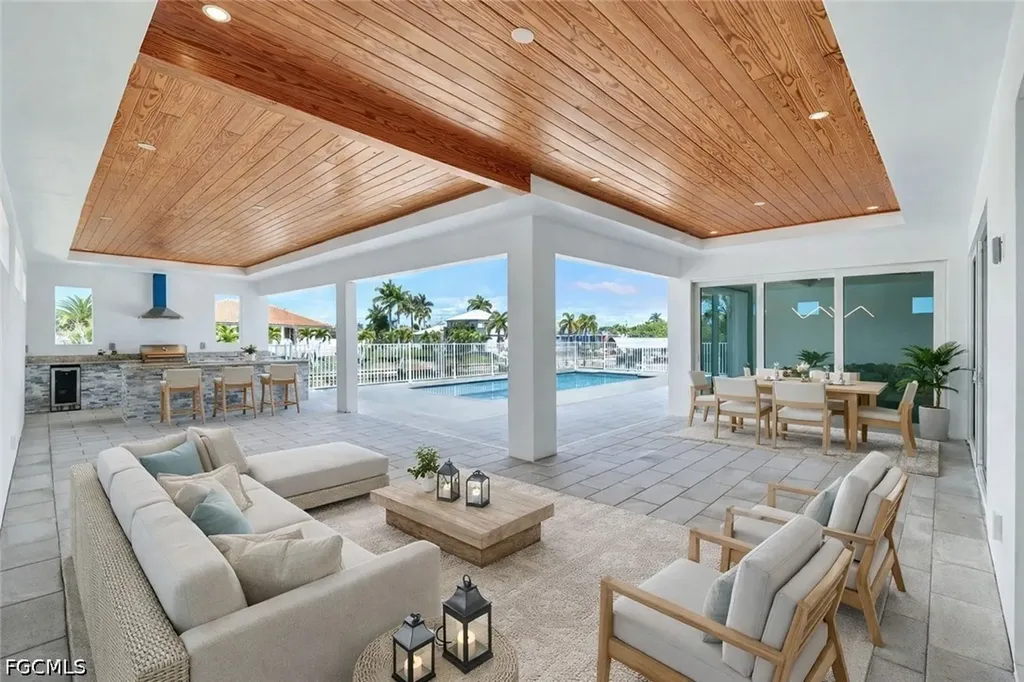 Cape Coral FL, 2029 SW 41st Street