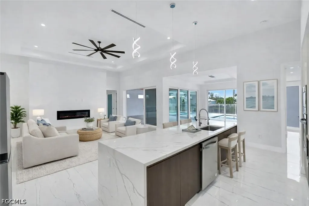 2029 SW 41st Street Cape Coral FL 33914