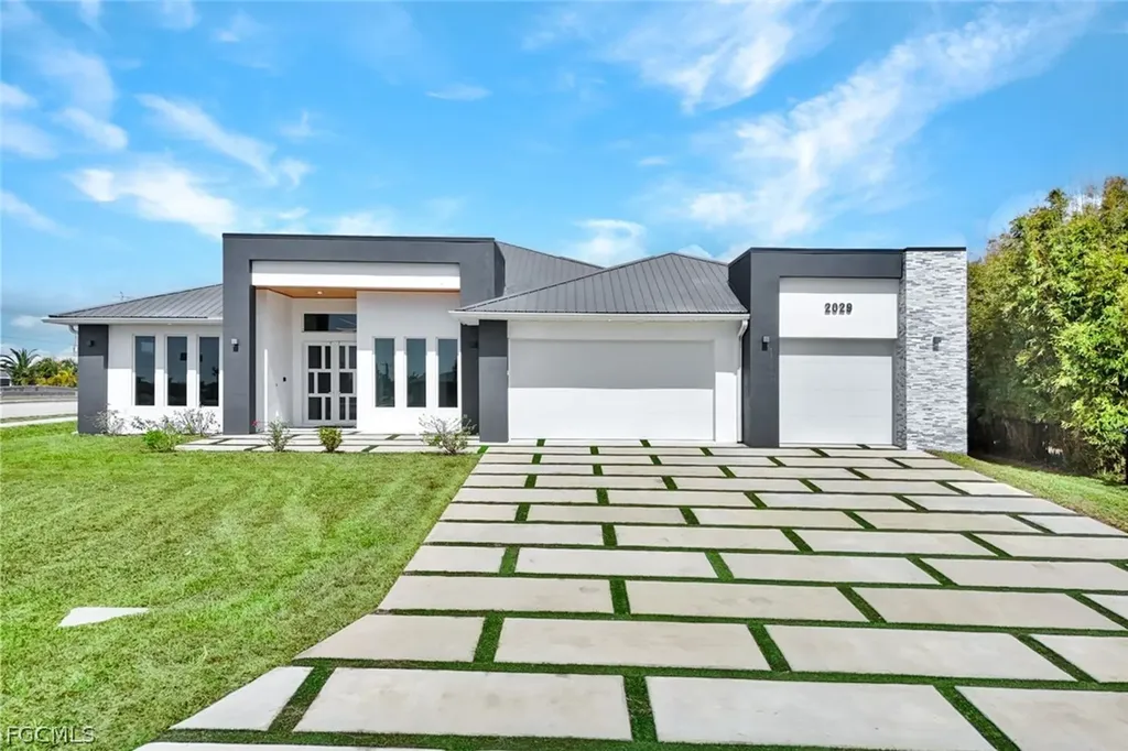 2029 SW 41st Street Cape Coral FL 33914