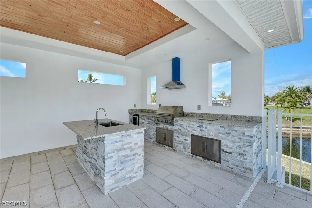 2029 SW 41st Street Cape Coral FL 33914