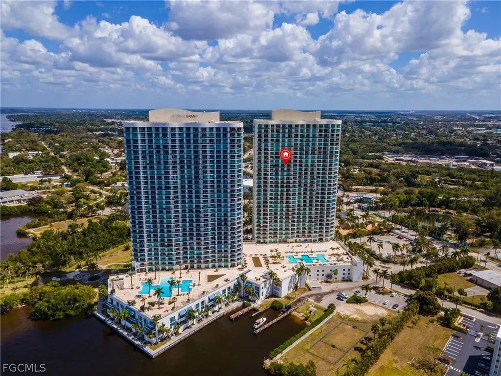 3000 Oasis Grand Boulevard Fort Myers FL 33916