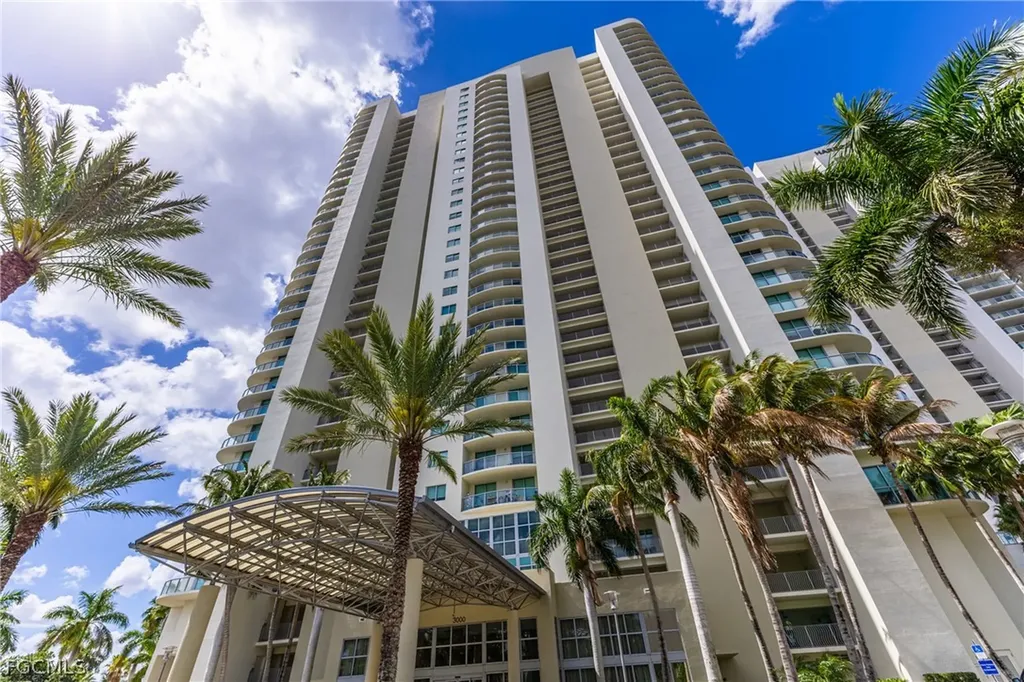 3000 Oasis Grand Boulevard Fort Myers FL 33916
