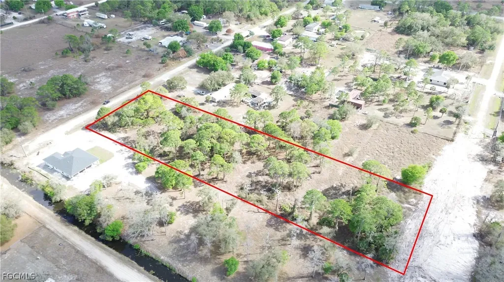 760 & (755 N Isora St) N Jinete Street Clewiston FL 33440