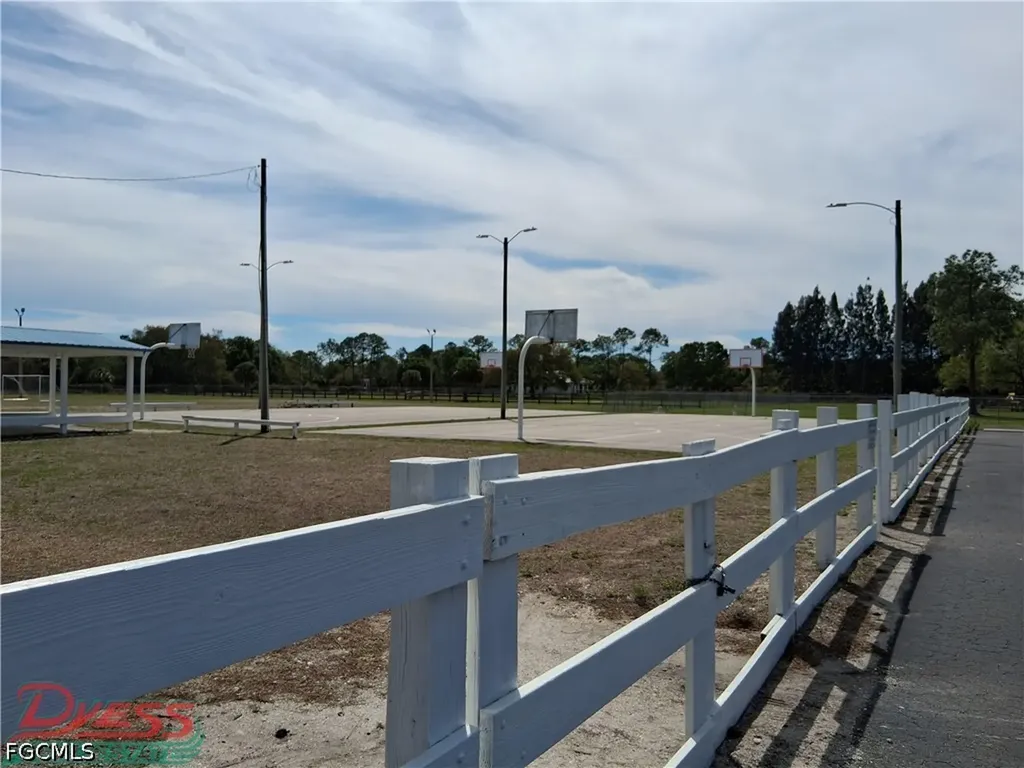 760 & (755 N Isora St) N Jinete Street Clewiston FL 33440