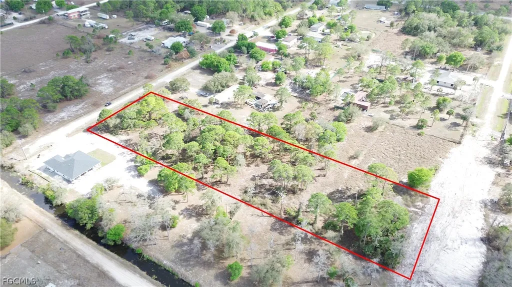 760 & (755 N Isora St) N Jinete Street Clewiston FL 33440