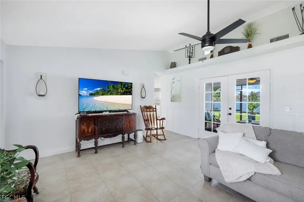1828 SW 47th Street Cape Coral FL 33914
