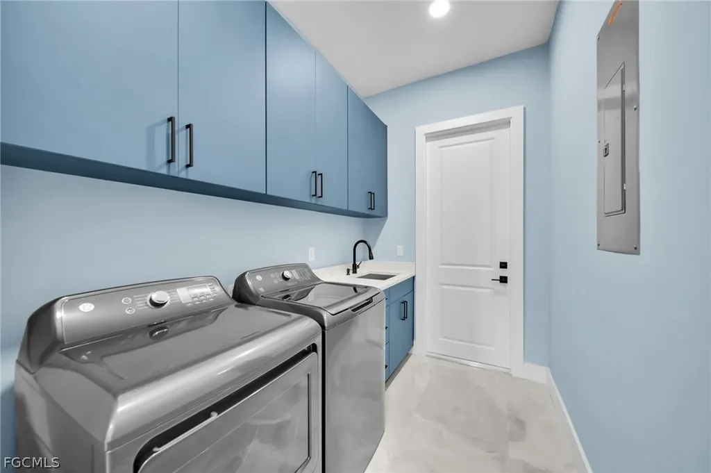 411 NE 25th Street Cape Coral FL 33909