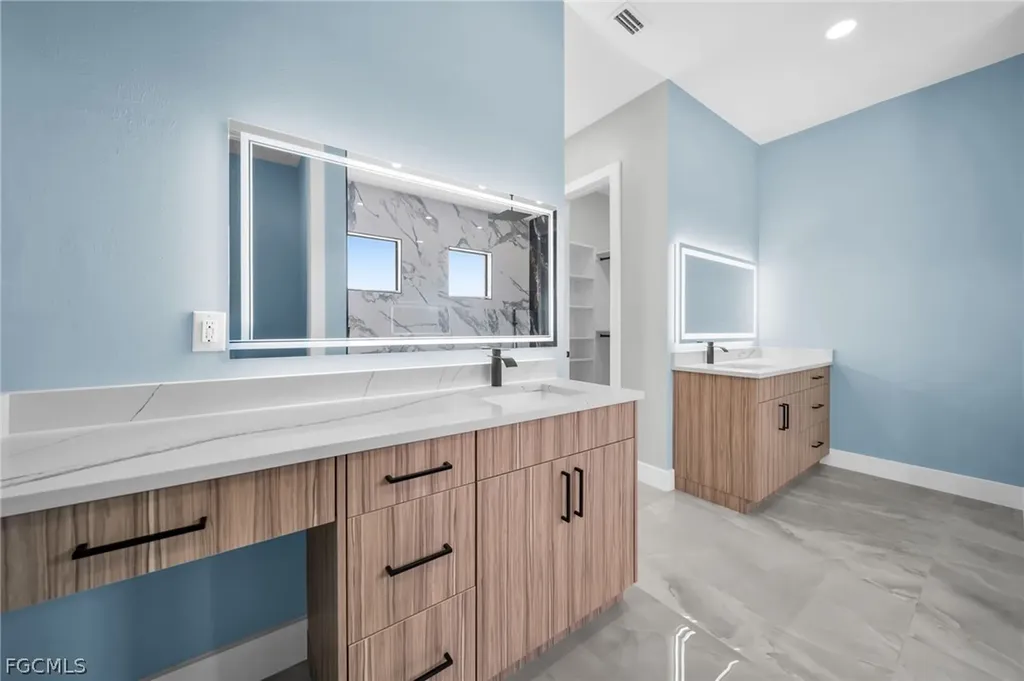 411 NE 25th Street Cape Coral FL 33909