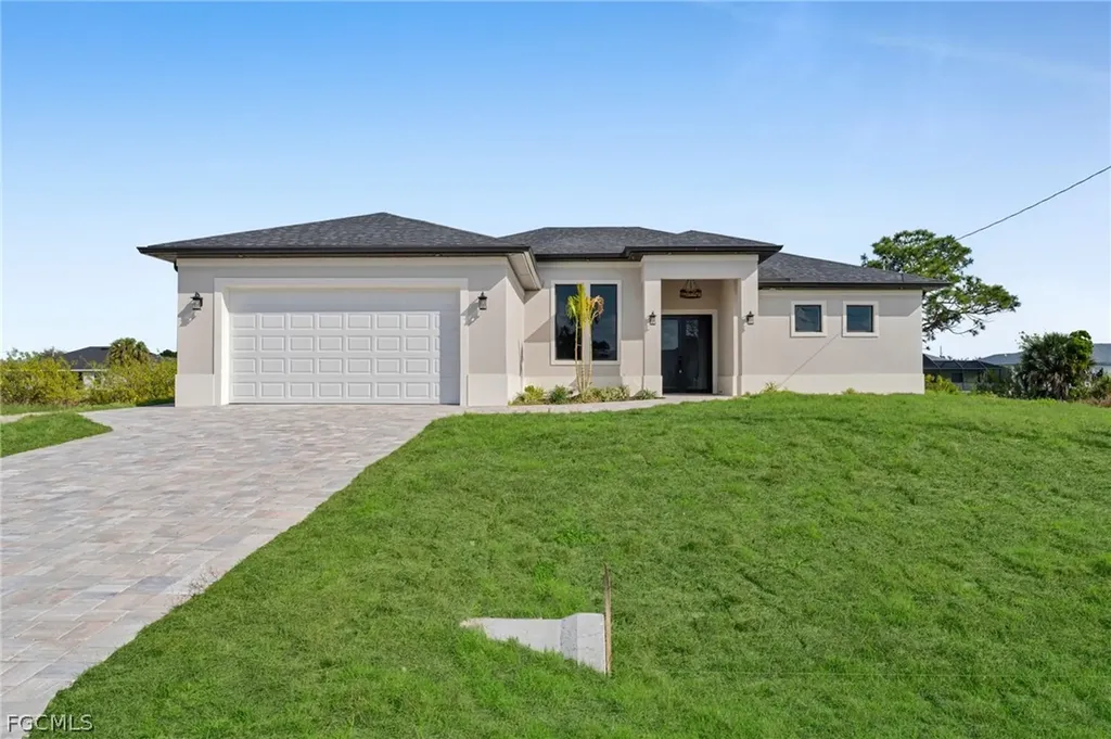 411 NE 25th Street Cape Coral FL 33909