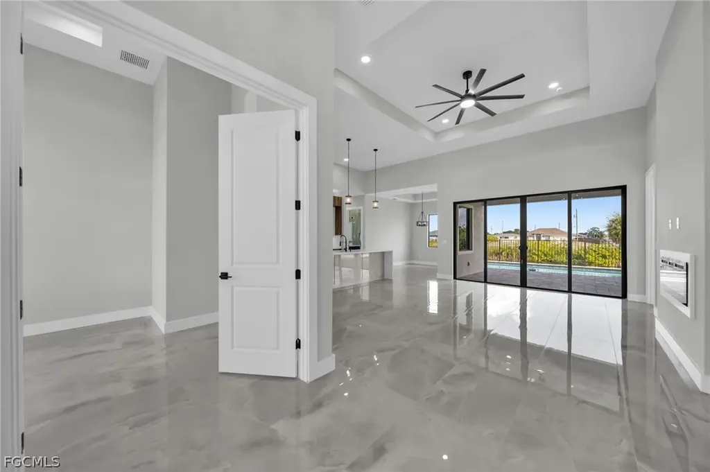 411 NE 25th Street Cape Coral FL 33909