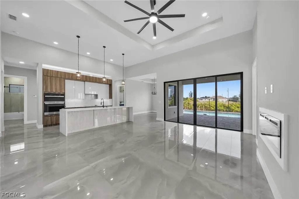 411 NE 25th Street Cape Coral FL 33909