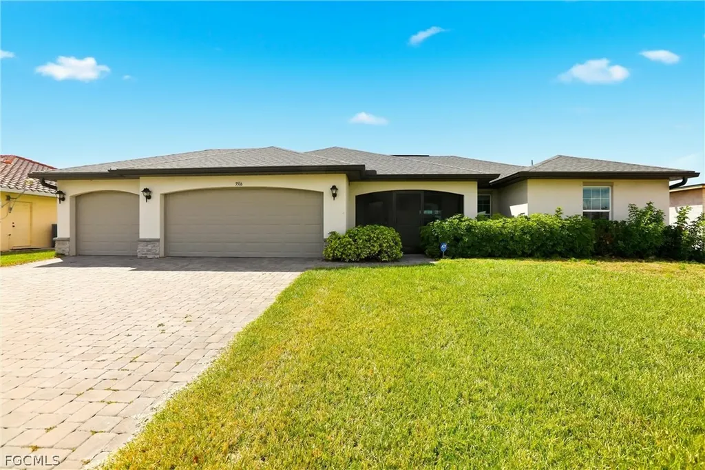 3516 SW 8th Place Cape Coral FL 33914
