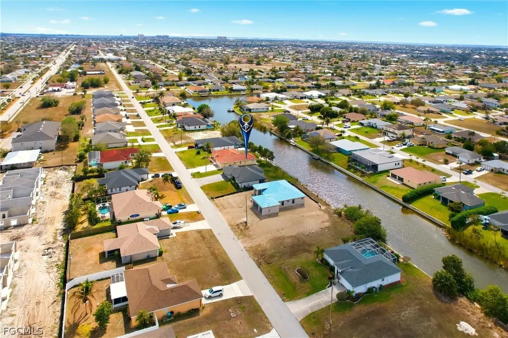 3516 SW 8th Place Cape Coral FL 33914