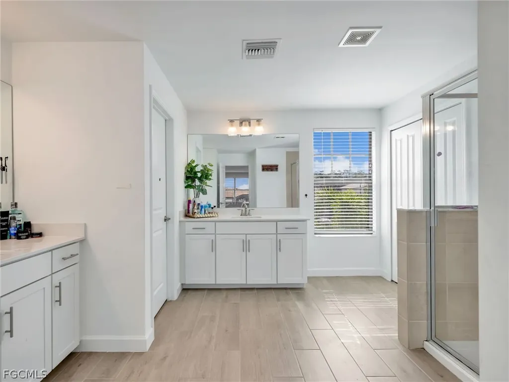 20438 Napa Loop Estero FL 33928