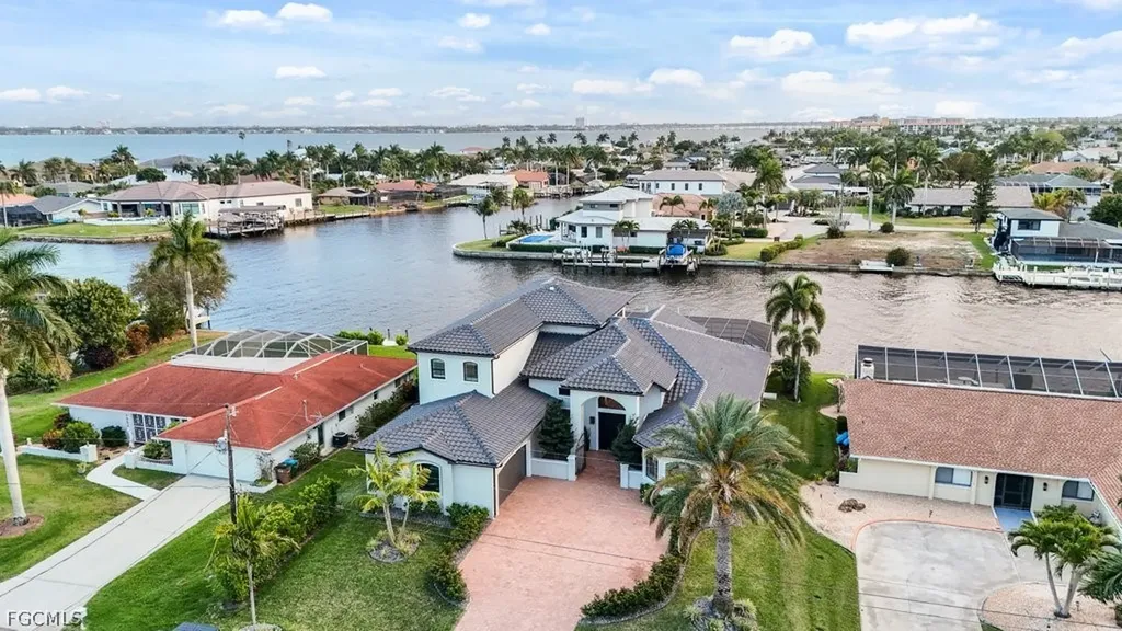 1950 SE 36th Street Cape Coral FL 33904