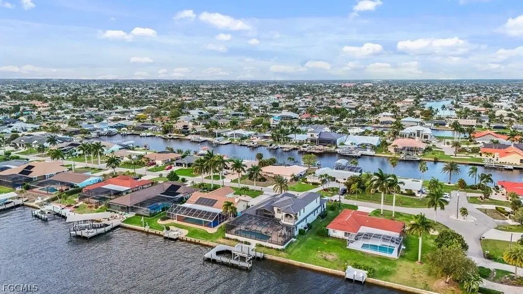 1950 SE 36th Street Cape Coral FL 33904