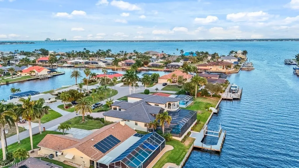 1950 SE 36th Street Cape Coral FL 33904