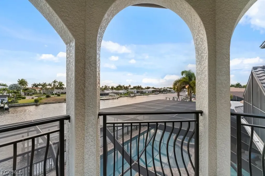 1950 SE 36th Street Cape Coral FL 33904