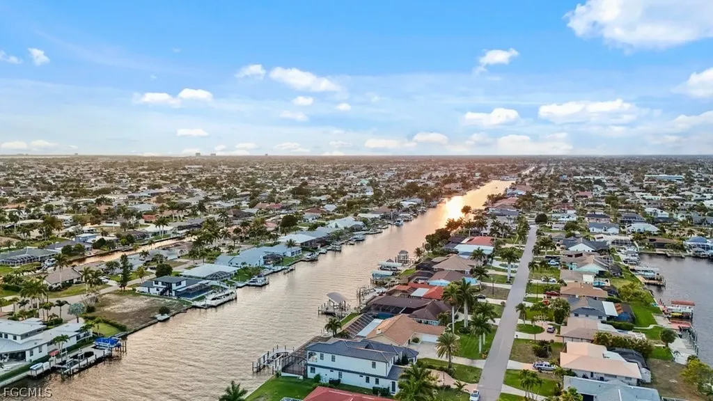 1950 SE 36th Street Cape Coral FL 33904