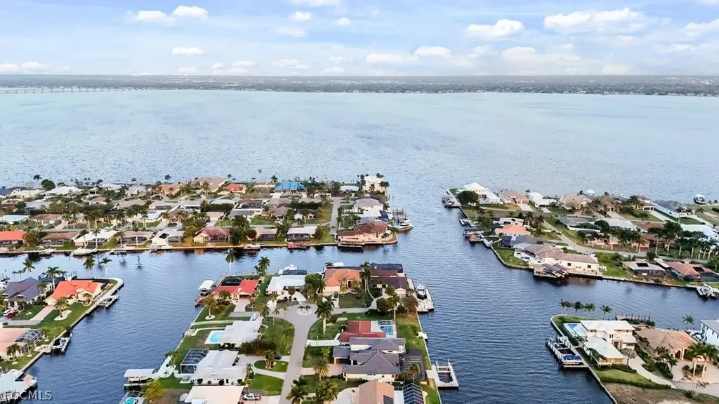 1950 SE 36th Street Cape Coral FL 33904