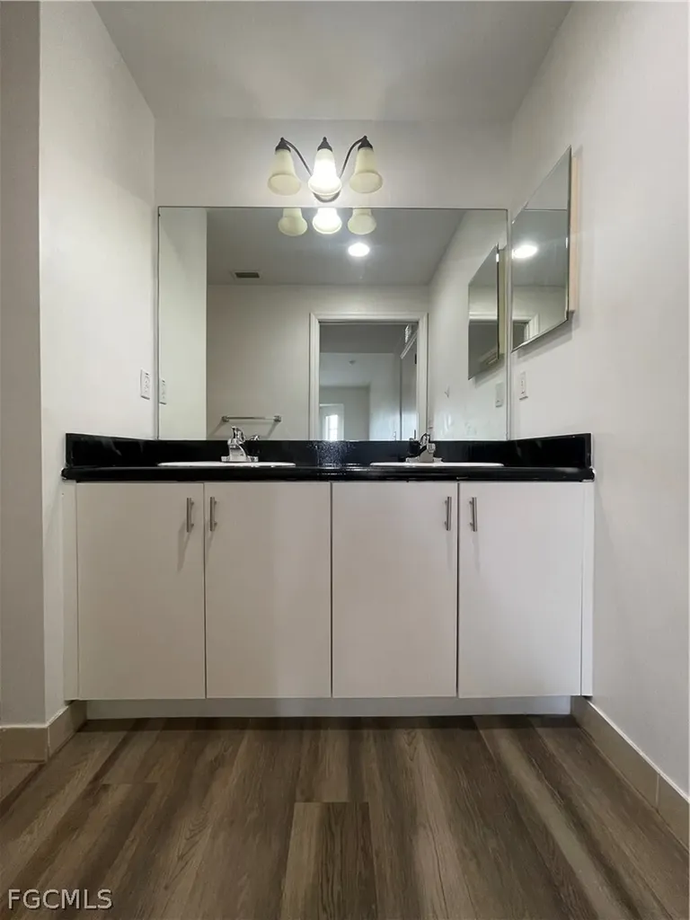 8555 Bernwood Cove Loop Fort Myers FL 33966