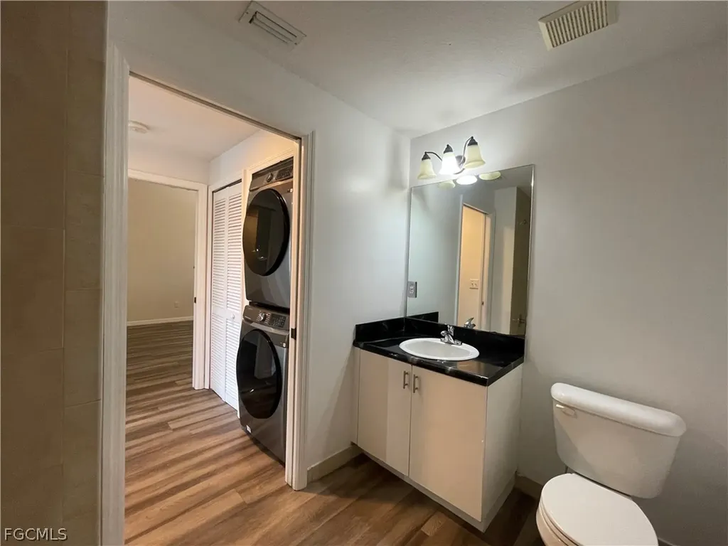 8555 Bernwood Cove Loop Fort Myers FL 33966