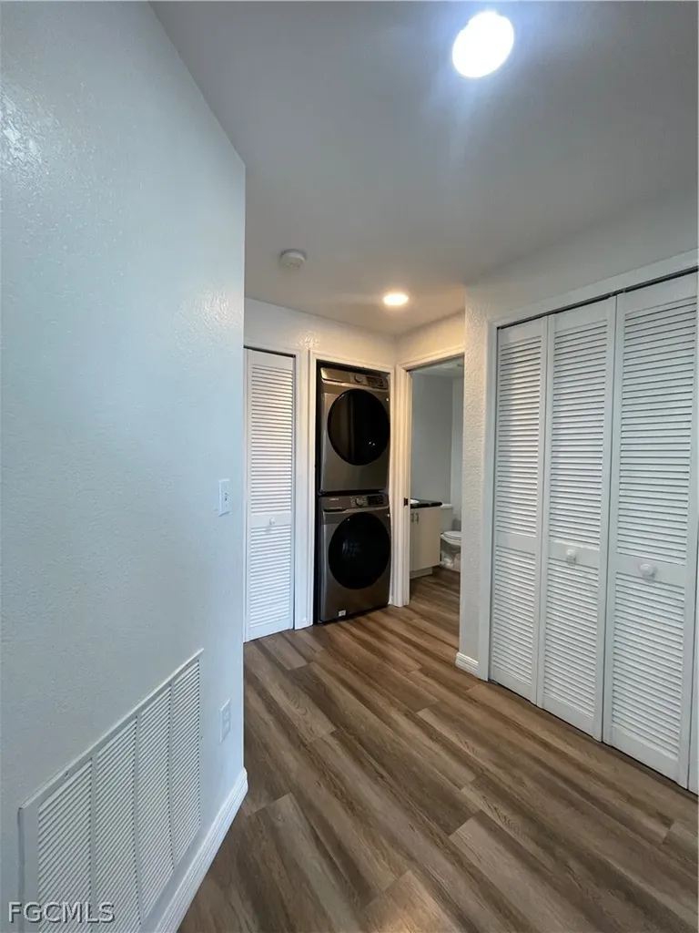 8555 Bernwood Cove Loop Fort Myers FL 33966