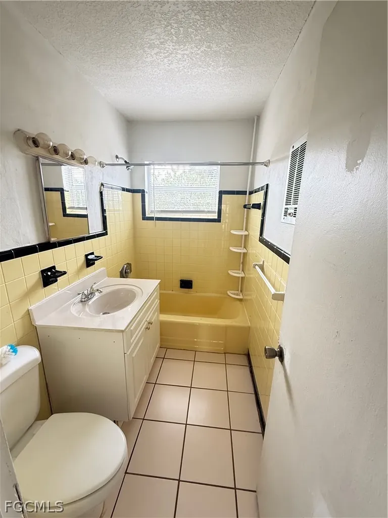 21422 Kenyon Avenue Port Charlotte FL 33952